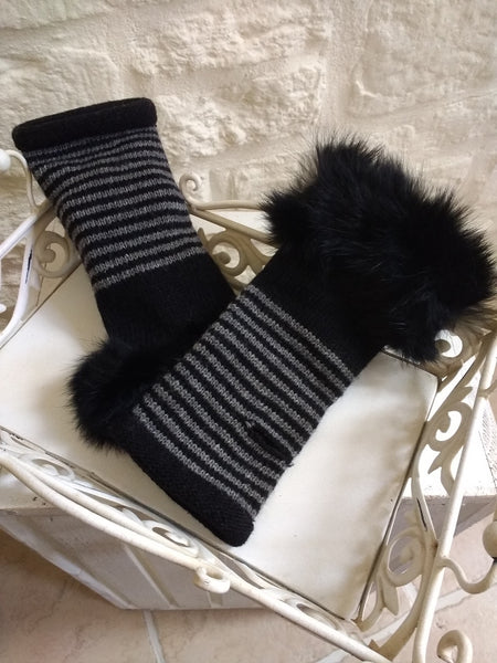 Fingerless Black Striped Glove