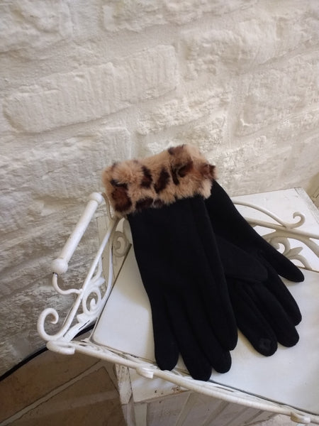 Animal Print Faux Fur Glove