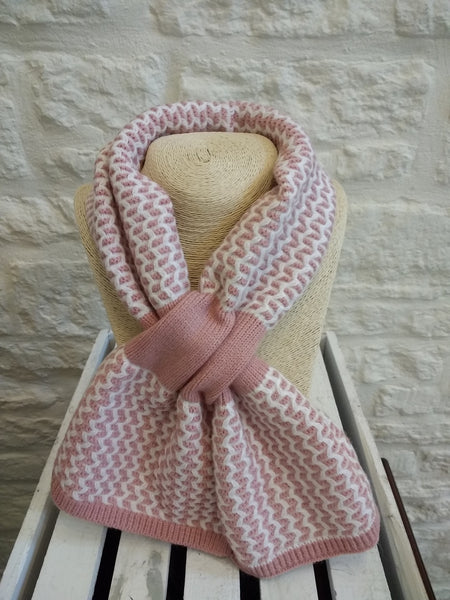 Loop Collar Scarf in Pink